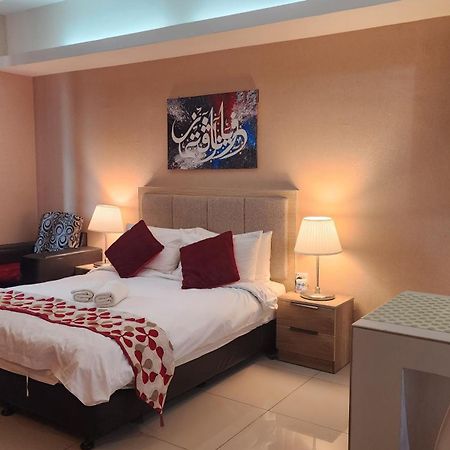 كوتا بْهارو The Viana Apartment 1 المظهر الخارجي الصورة
