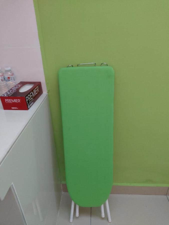 كوتا بْهارو The Viana Apartment 1 المظهر الخارجي الصورة