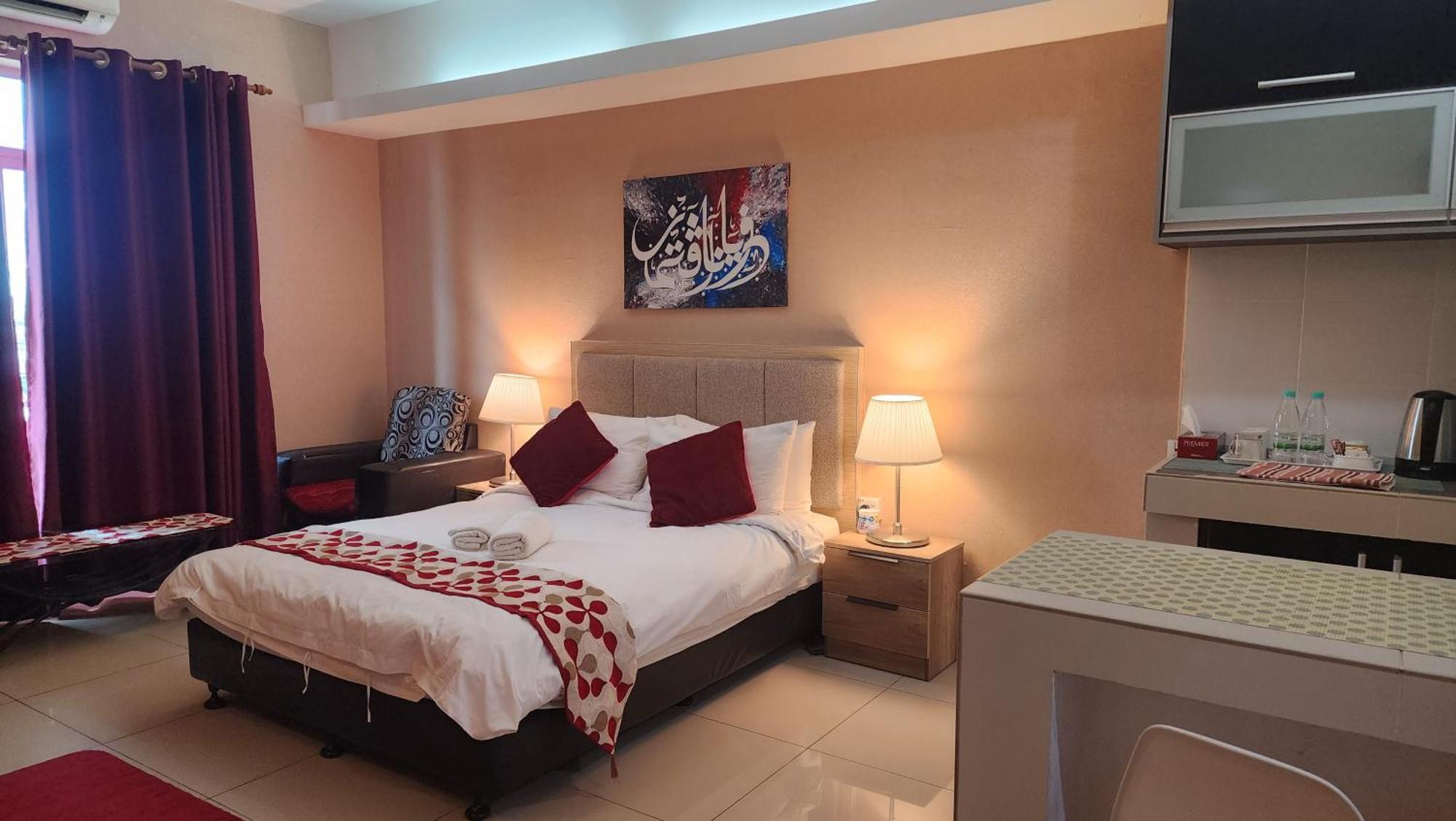 كوتا بْهارو The Viana Apartment 1 المظهر الخارجي الصورة